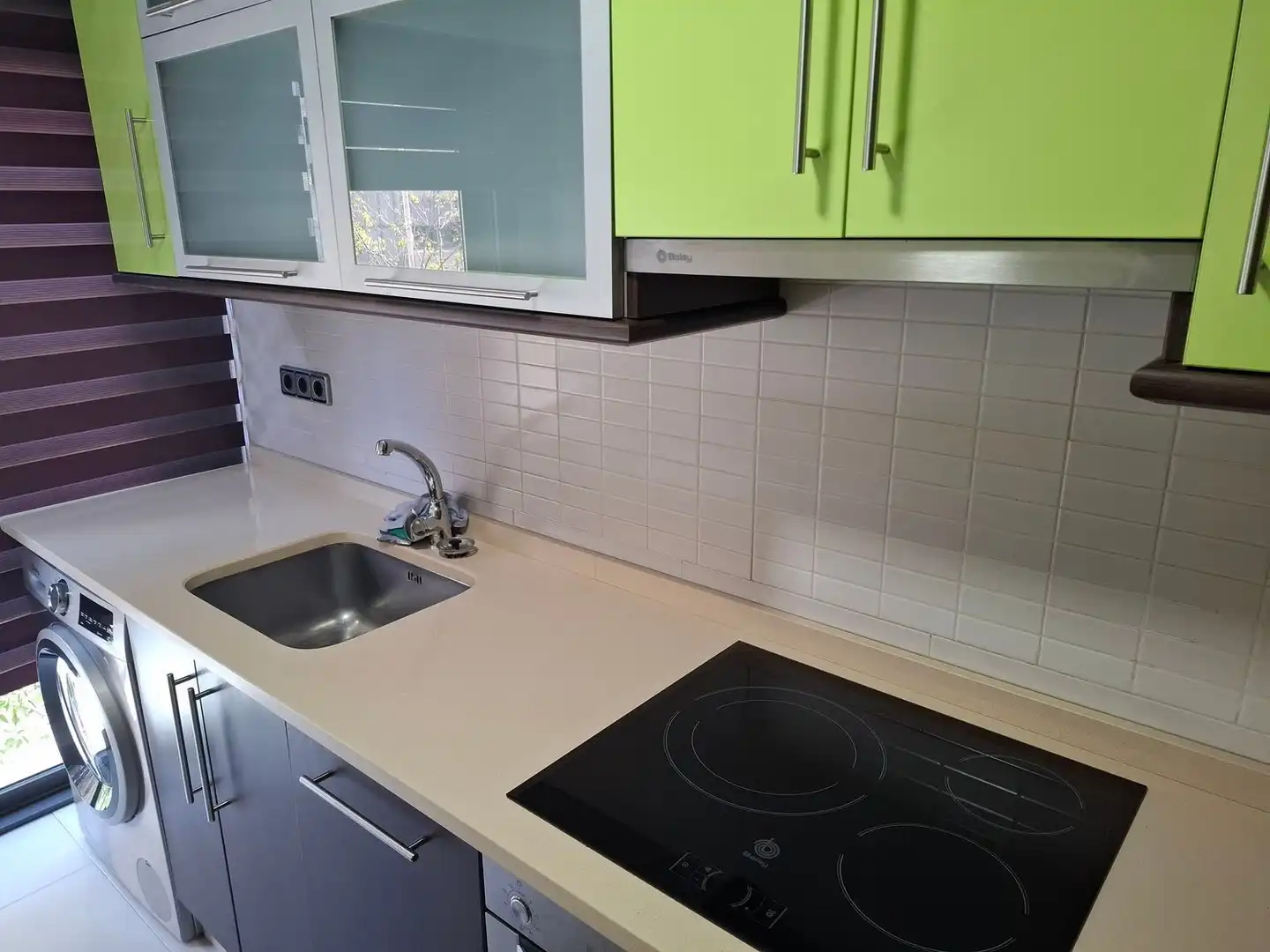 Kitchen of Flat for rent in As Lagoas