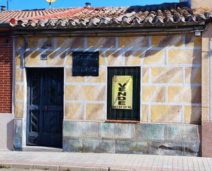 Vista exterior de Casa o xalet en venda en Medina del Campo