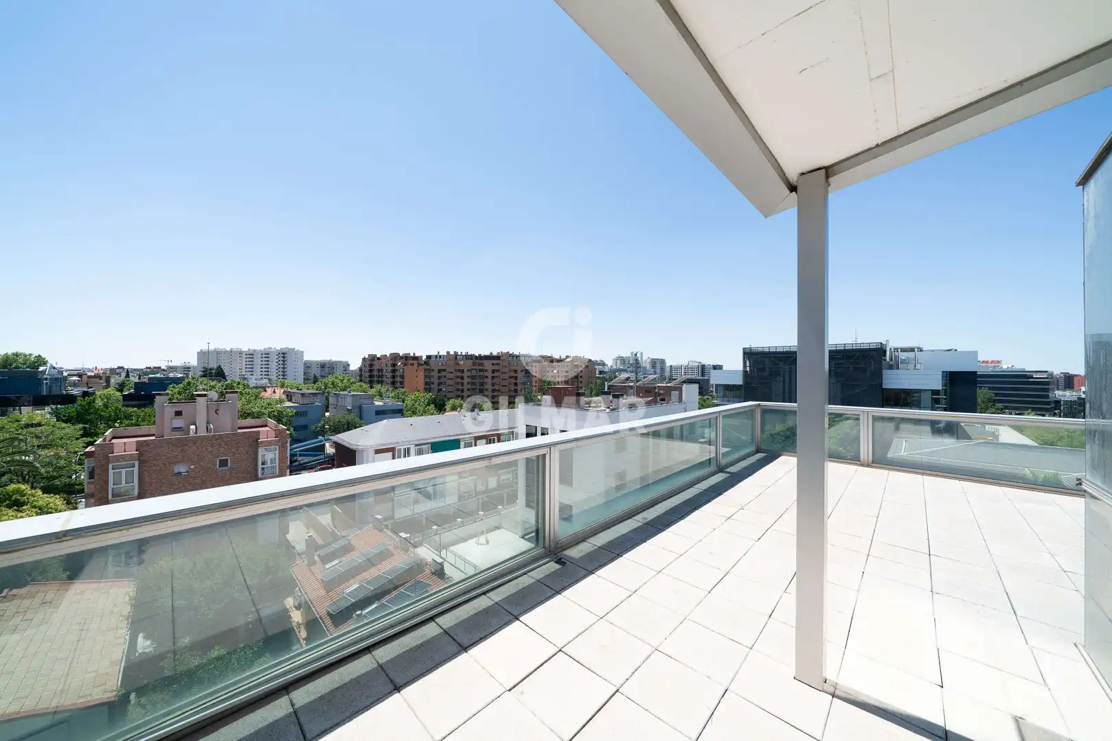 Terrasse von Gebäude zur Miete in Madrid