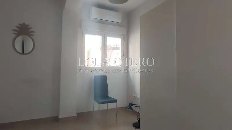 Bedroom of Attic for rent in Valencia  with Air Conditioner, Heating and Terrace