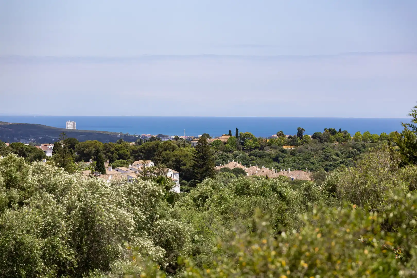Vista exterior de Casa o chalet en venta en Sotogrande con Aire acondicionado, Jardín privado y Terraza
