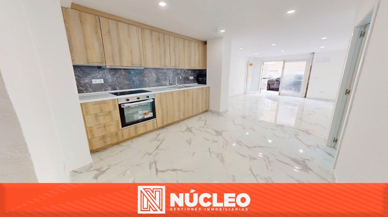 Kitchen of Flat for sale in Torrevieja  with Air Conditioner, Private garden and Terrace