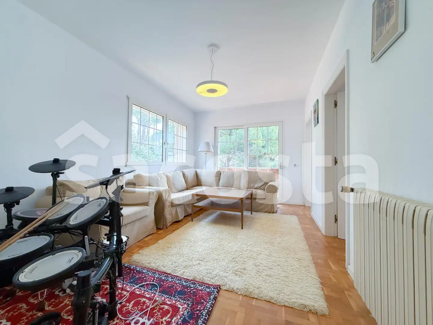 Sala d'estar de Casa o xalet en venda en Lloret de Mar amb Calefacció, Jardí privat i Parquet