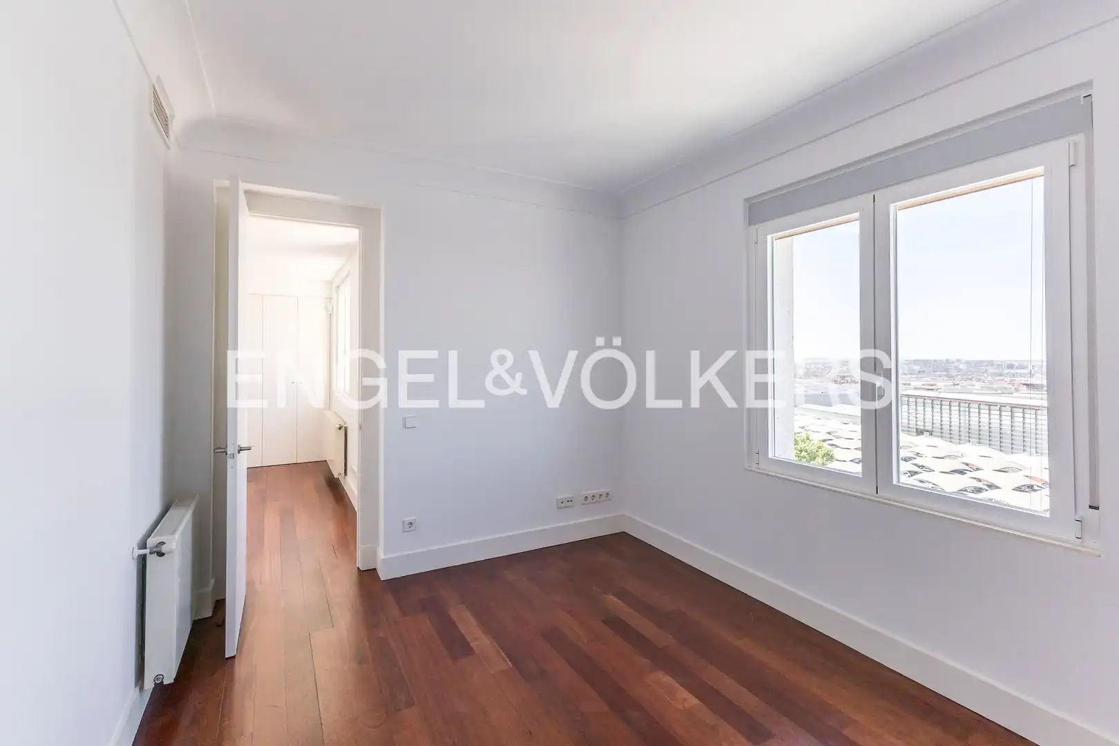 Dormitori de Àtic de lloguer en Madrid amb Aire condicionat, Calefacció i Parquet