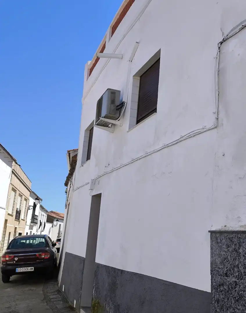 Vista exterior de Piso en venta en Fuente Obejuna con Terraza y Trastero