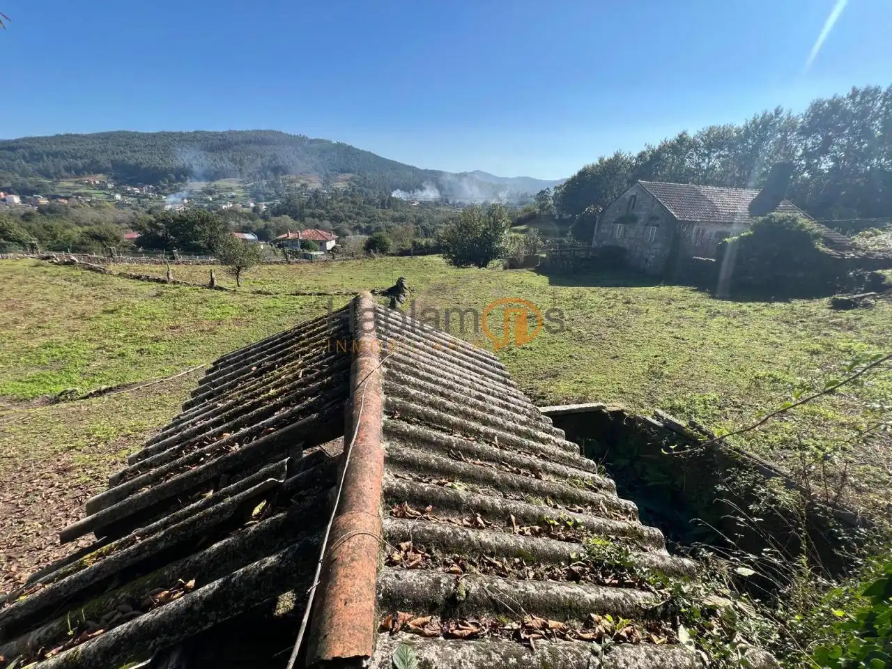 Finca rústica en venda en Pontevedra Capital  amb Jardí privat, Terrassa i Traster