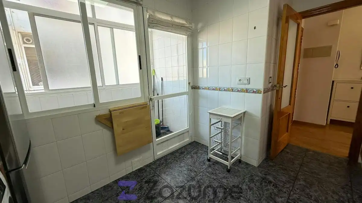 Flat with terrace to rent in C. Fortunato Arias, imagen 12