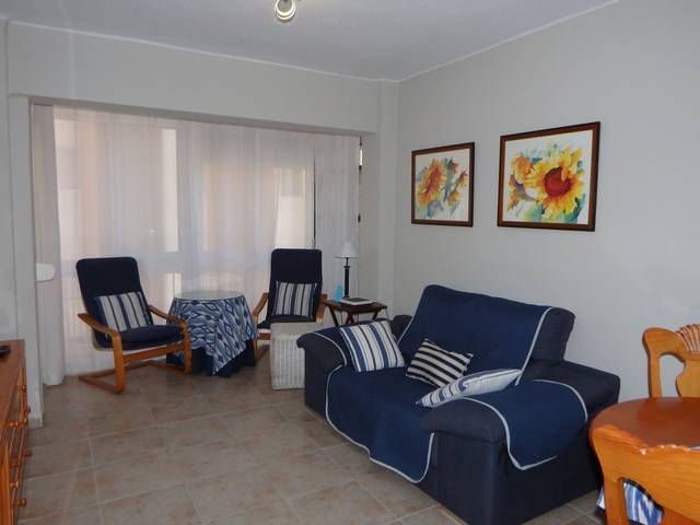 Piso en Alquiler en Carrer del Presbítero Aguilar en El Perelló