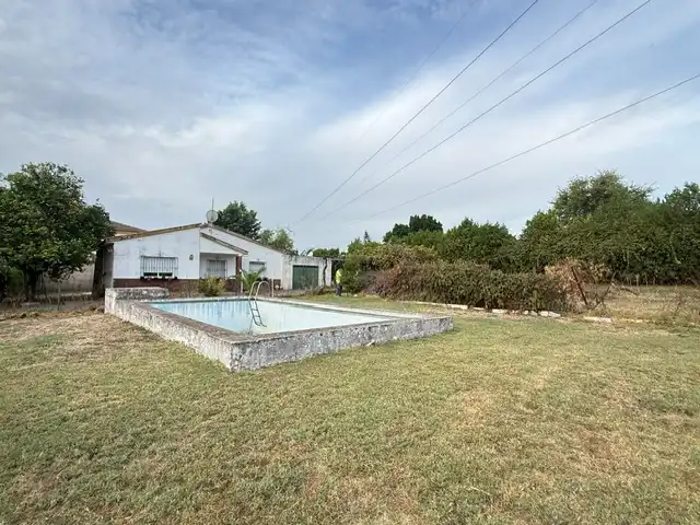 Xalet amb piscina en venda a Calle Hierbabuena