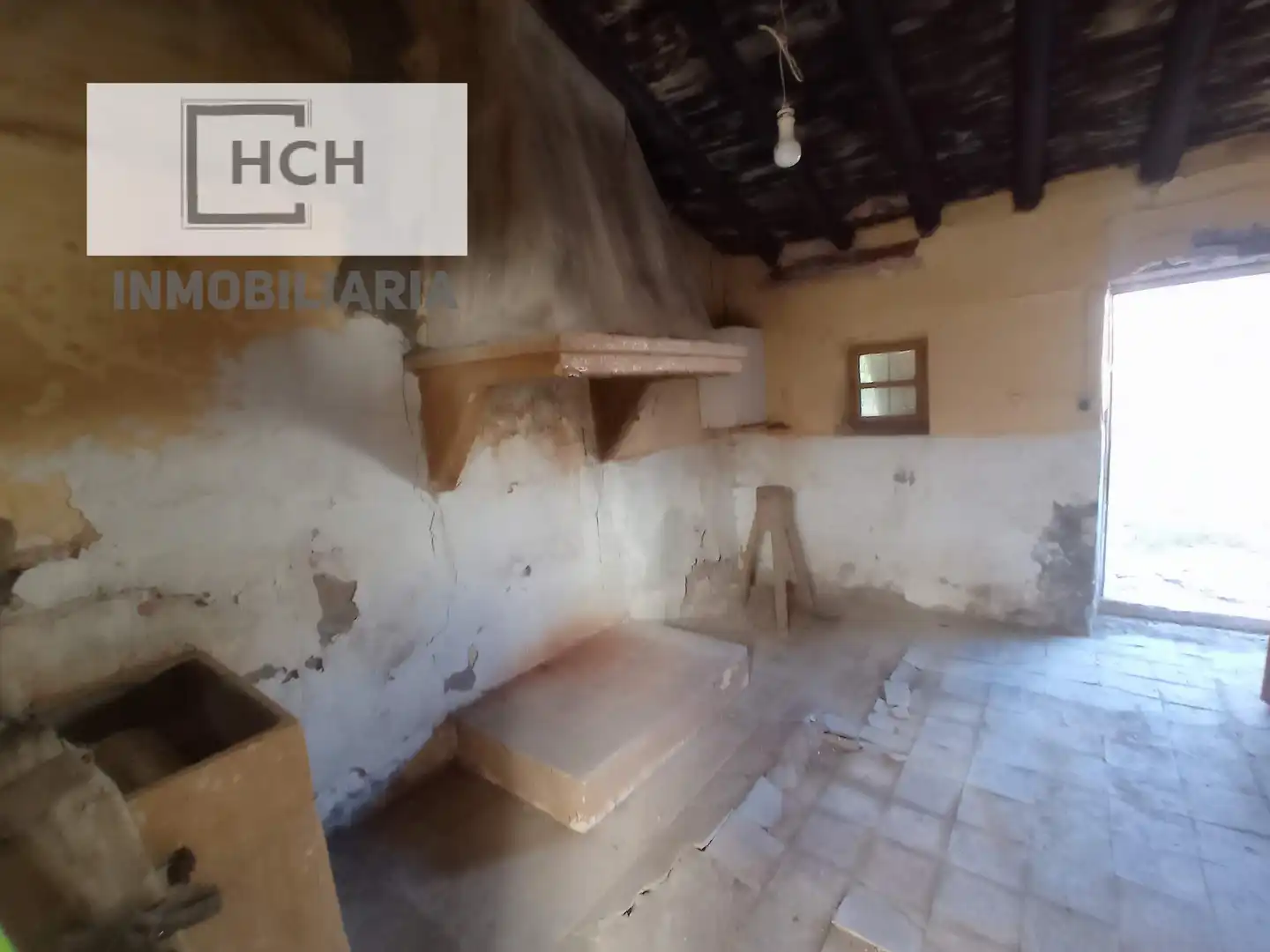 Cuina de Finca rústica en venda en La Puebla de Montalbán amb Traster, Moblat i Balcó