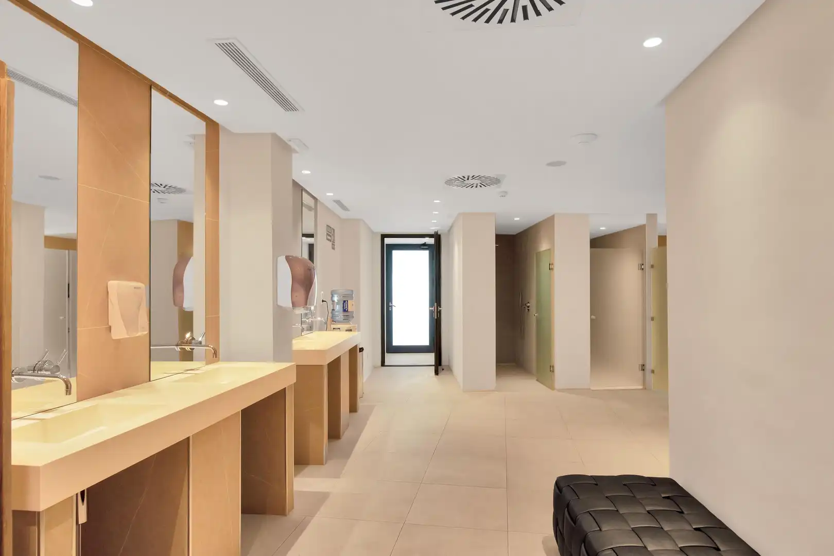 Apartment with pool for sale in 12 Calle Londres, imagen 39