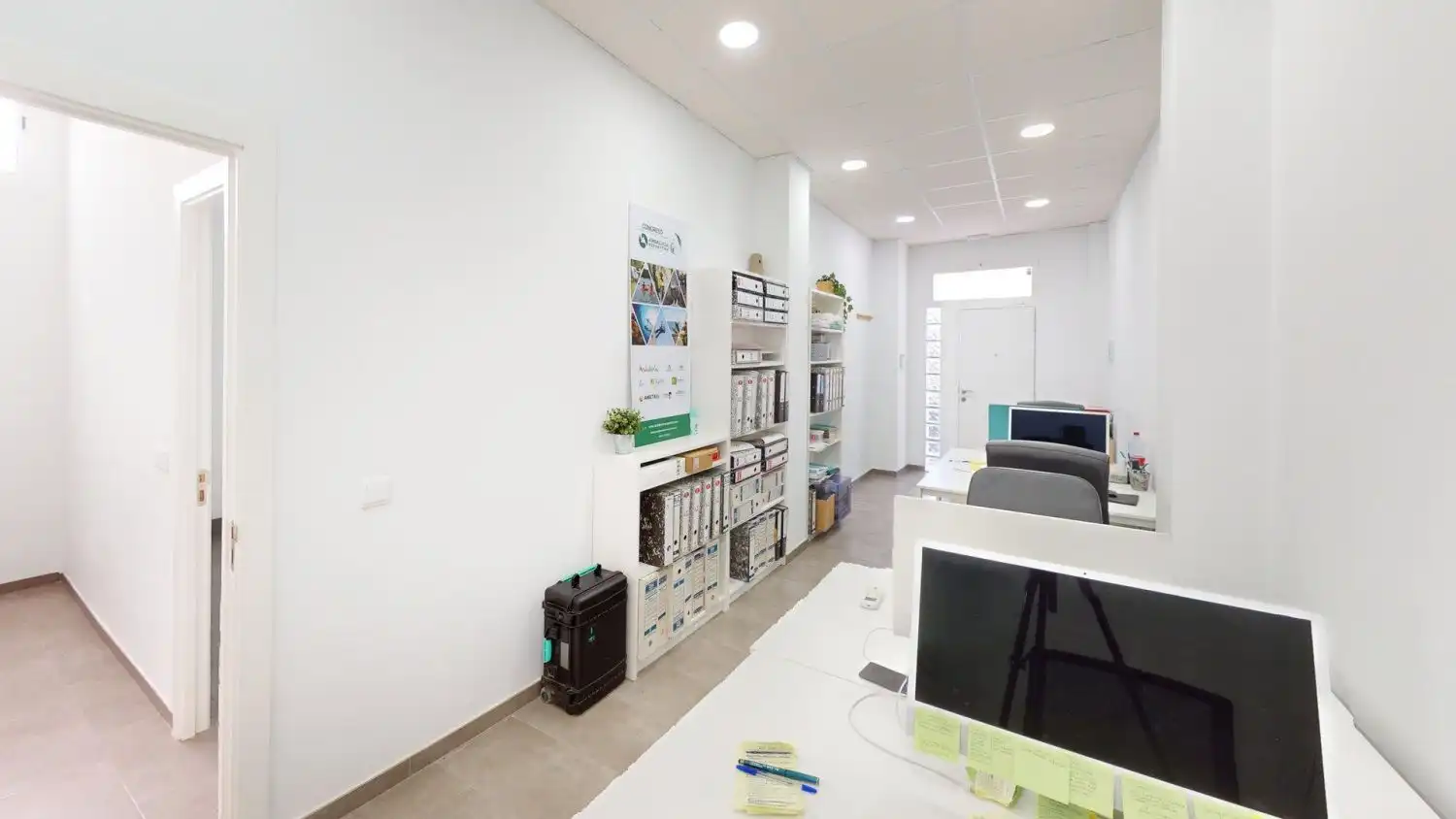 Commercial properties for sale in Sevilla  with Air Conditioner
