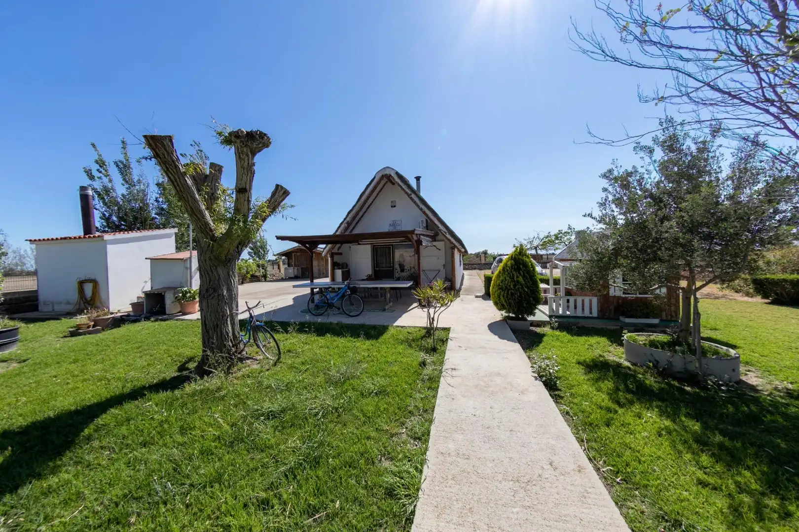 Vista exterior de Finca rústica en venda en Sant Jaume d'Enveja amb Terrassa