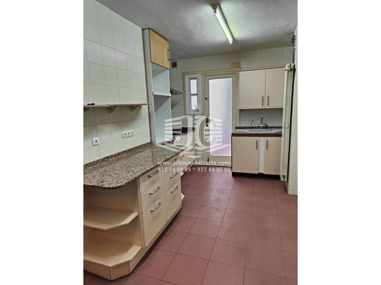 Kitchen of Flat to rent in Tortosa  with Heating, Terrace and Furnished