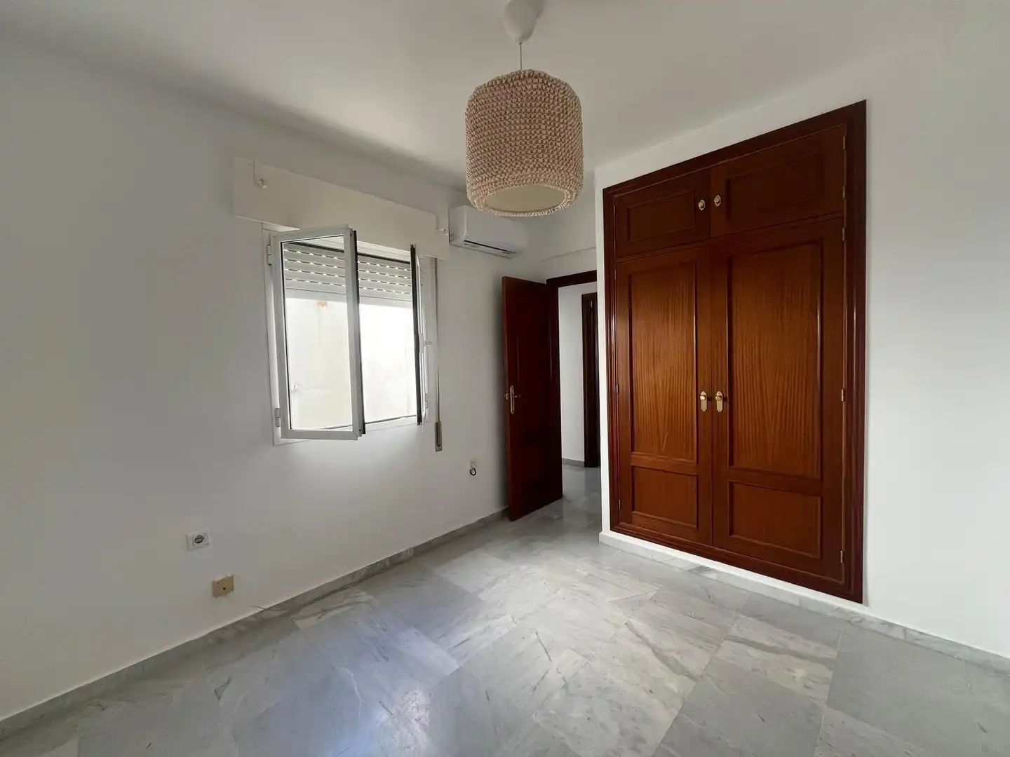 Habitación de Piso de alquiler en Sevilla con Aire acondicionado