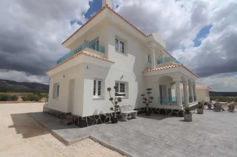 Casa en venda a El Pinós / Pinoso, imagen 2