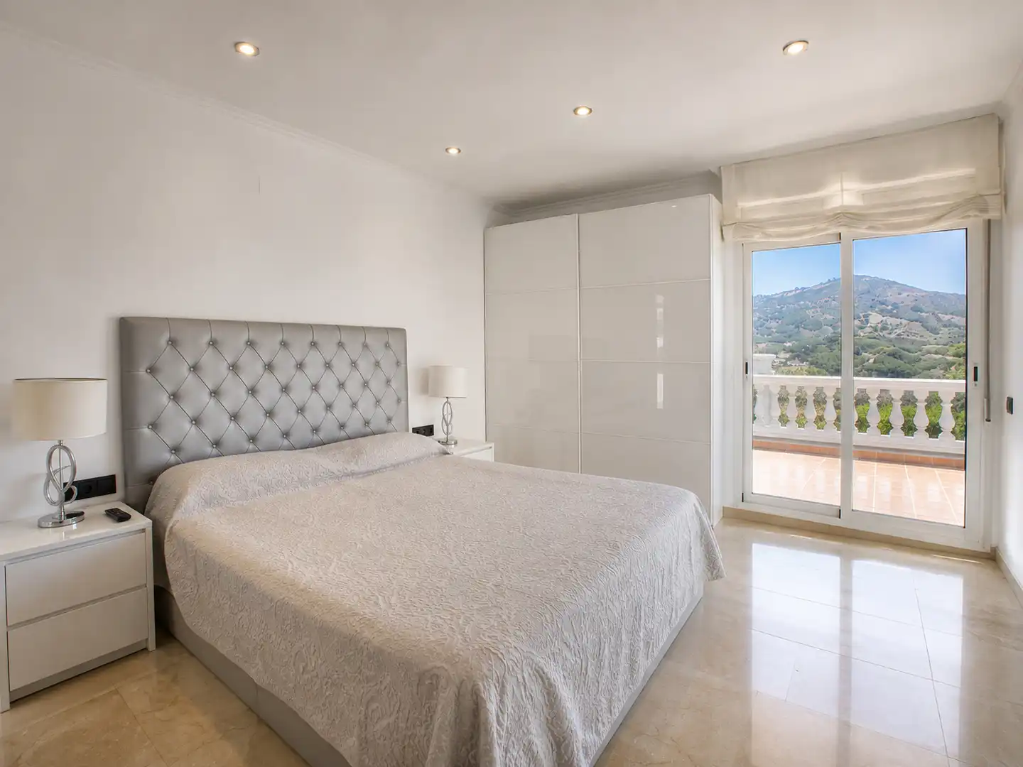 Detached house with pool for sale in Plaça de Catalunya, imagen 4