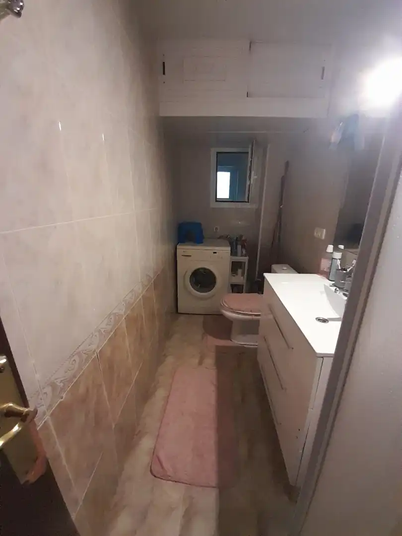 Baño de Piso en venta en L'Hospitalet de Llobregat con Balcón