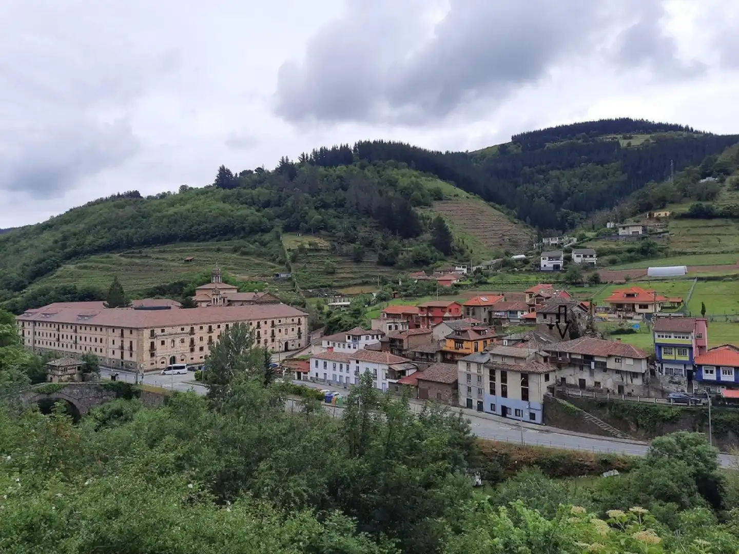 Vista exterior de Casa o xalet en venda en Cangas del Narcea
