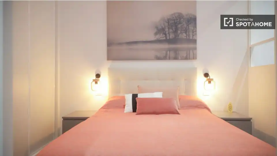 Bedroom of Study for share in Madrid  with Air Conditioner, Terrace and Furnished
