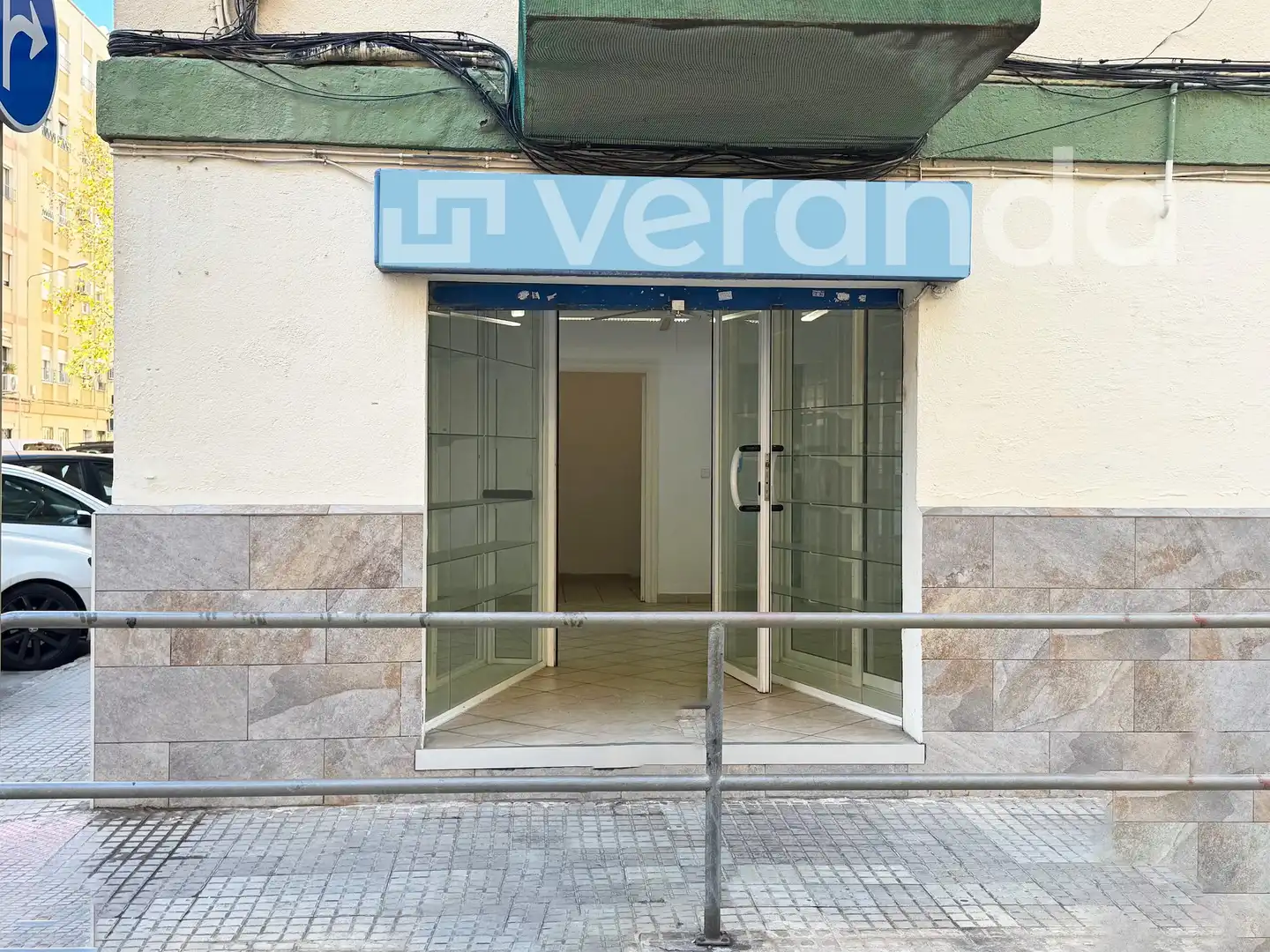 Gewerbefläche zum Verkauf in Centre - Cordelles