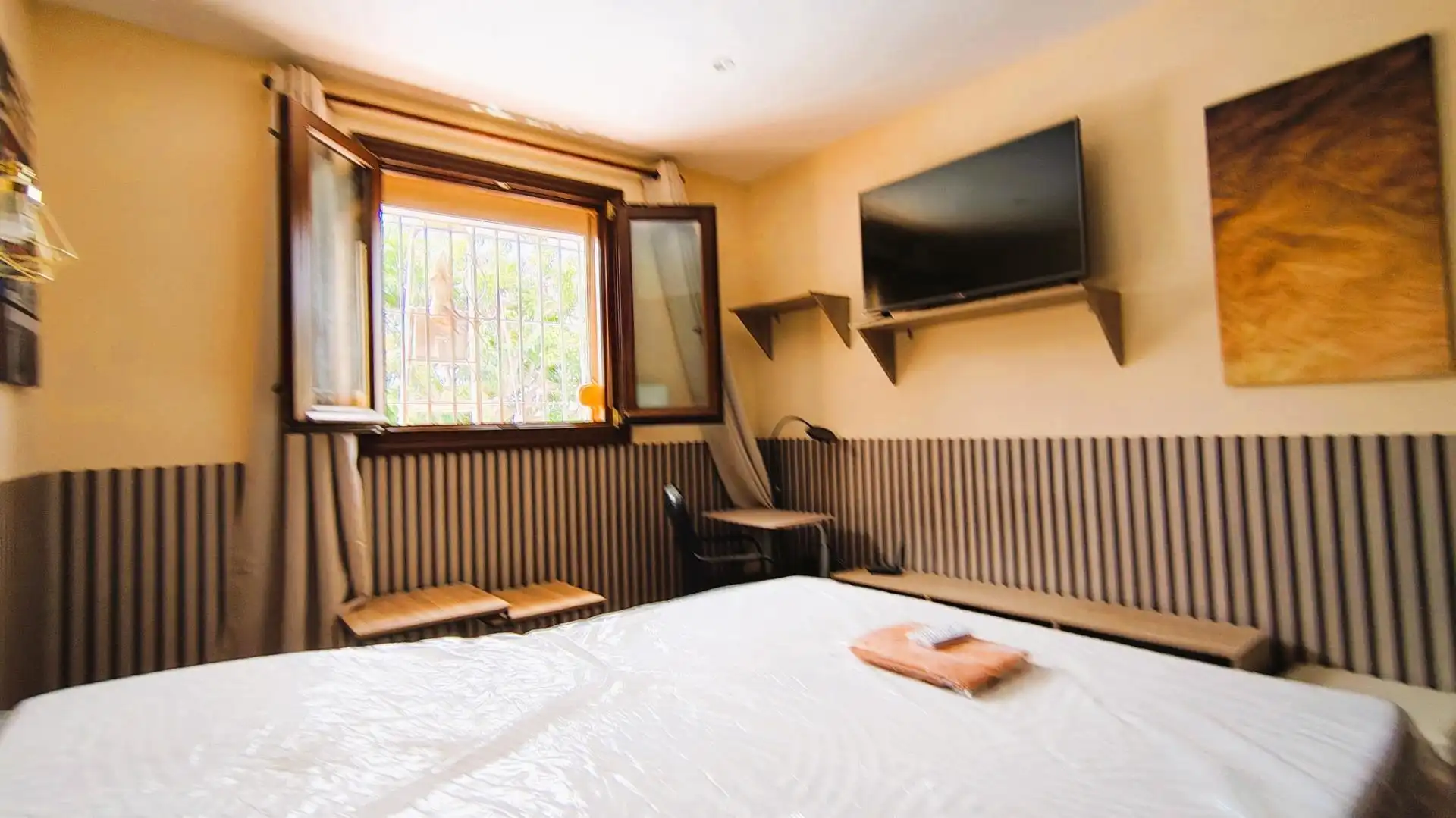 Habitación de Apartamento de alquiler en Marbella con Aire acondicionado, Jardín privado y Terraza