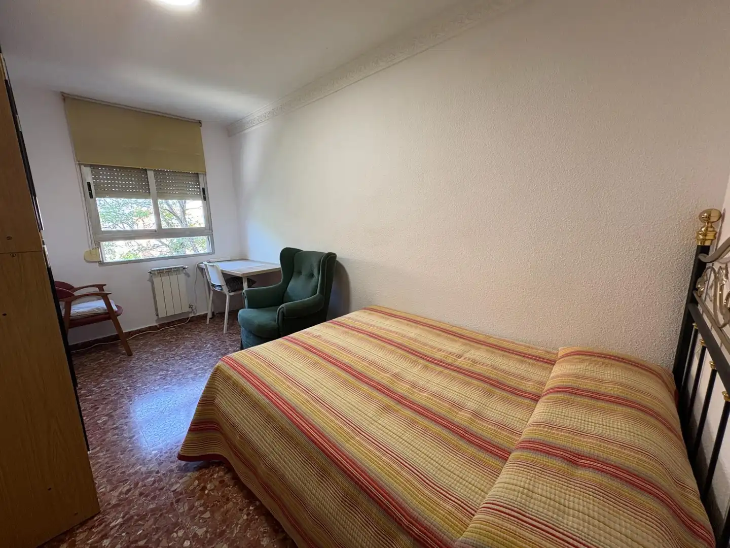 Bedroom of Flat for rent in Granada  with Heating, Terrace and Furnished