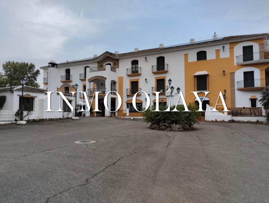 Building for sale in Pozoblanco  with Community pool