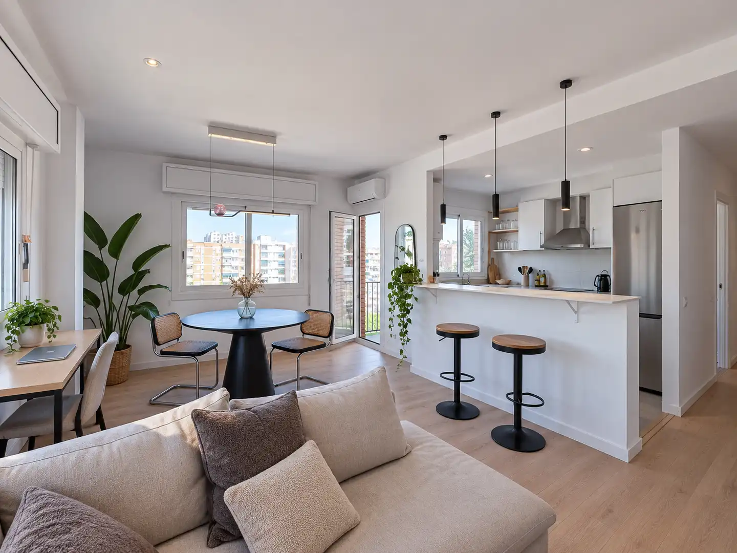 Apartament amb terrassa en venda a Carrer de Bac de Roda