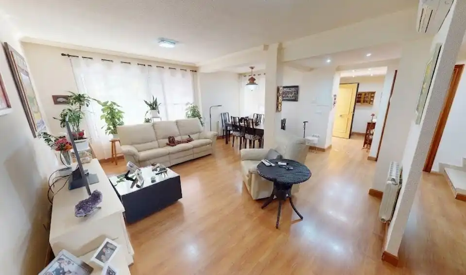 Sala de estar de Casa o chalet en venta en El Campello con Aire acondicionado, Calefacción y Jardín privado