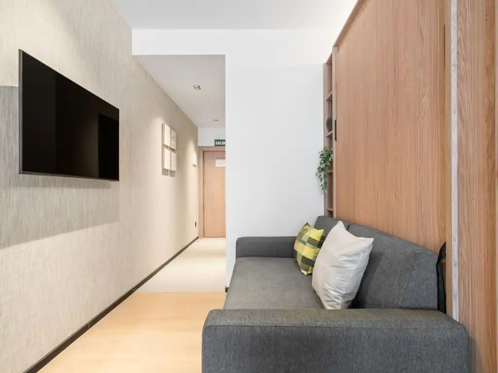 Living room of Commercial properties for sale in Puente de Vallecas