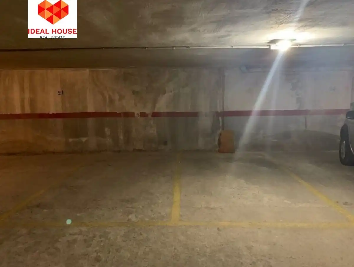 Aparcament en venda a Avenida Acueducto, imagen 7