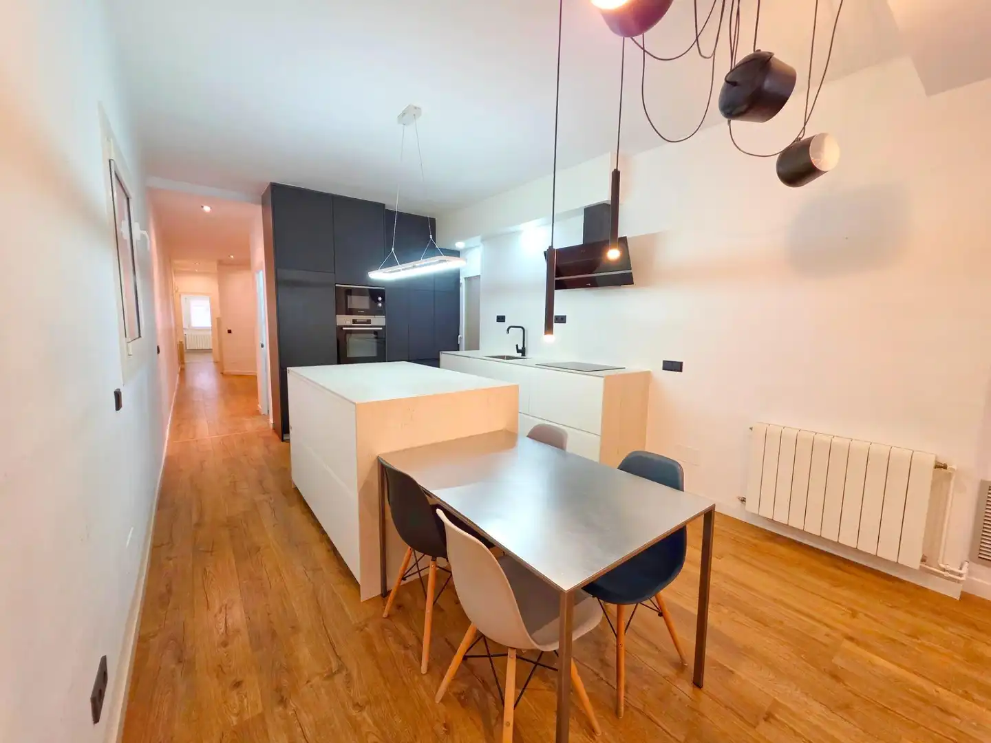 Cuina de Pis en venda en Barcelona amb Calefacció i Parquet