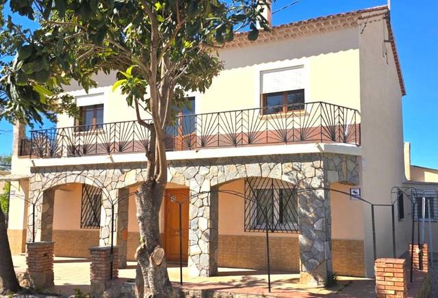 Casa-chalet en Venta en Campillo