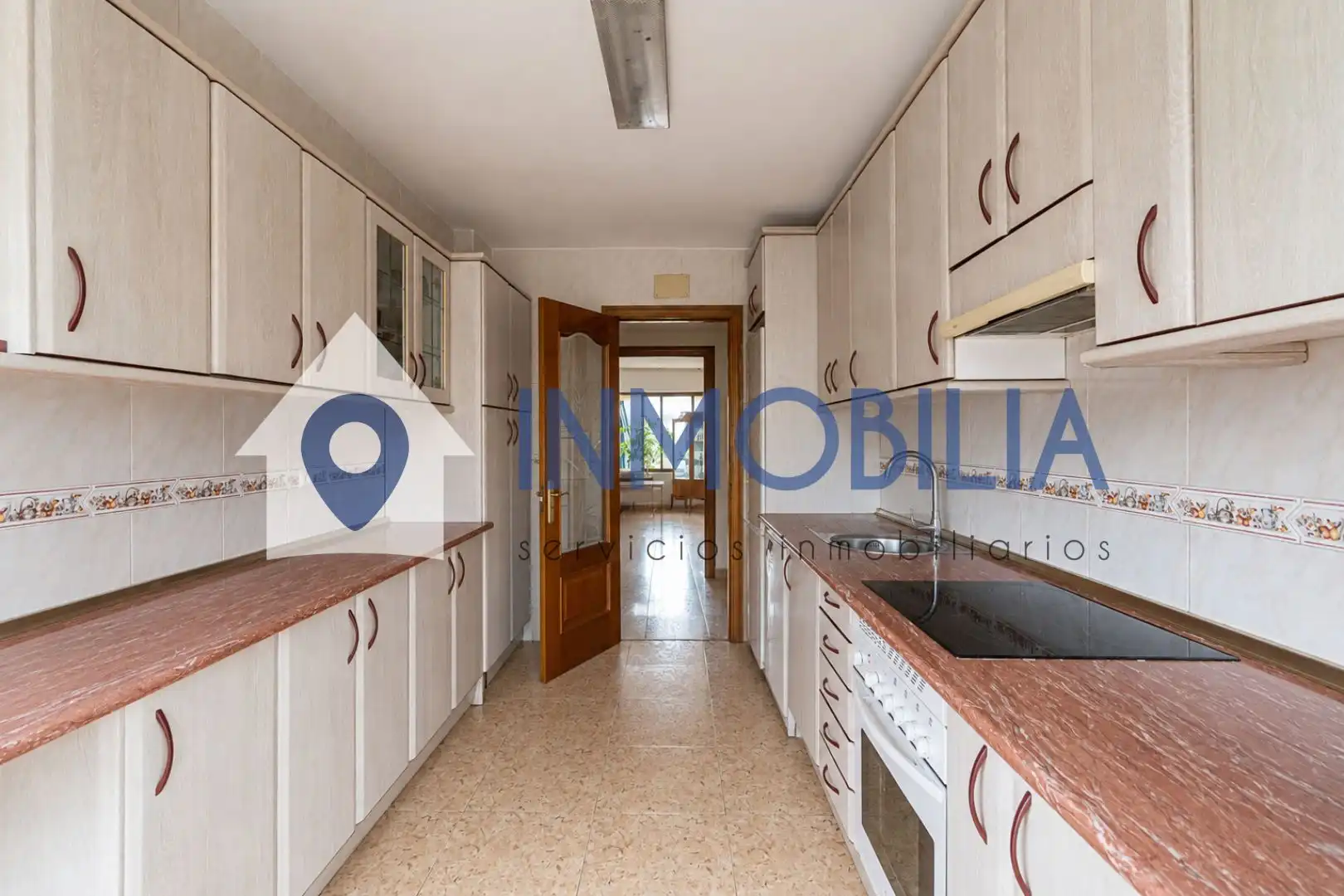 Küche von Wohnung zum Verkauf in Madrid mit Klimaanlage, Heizung und Terrasse