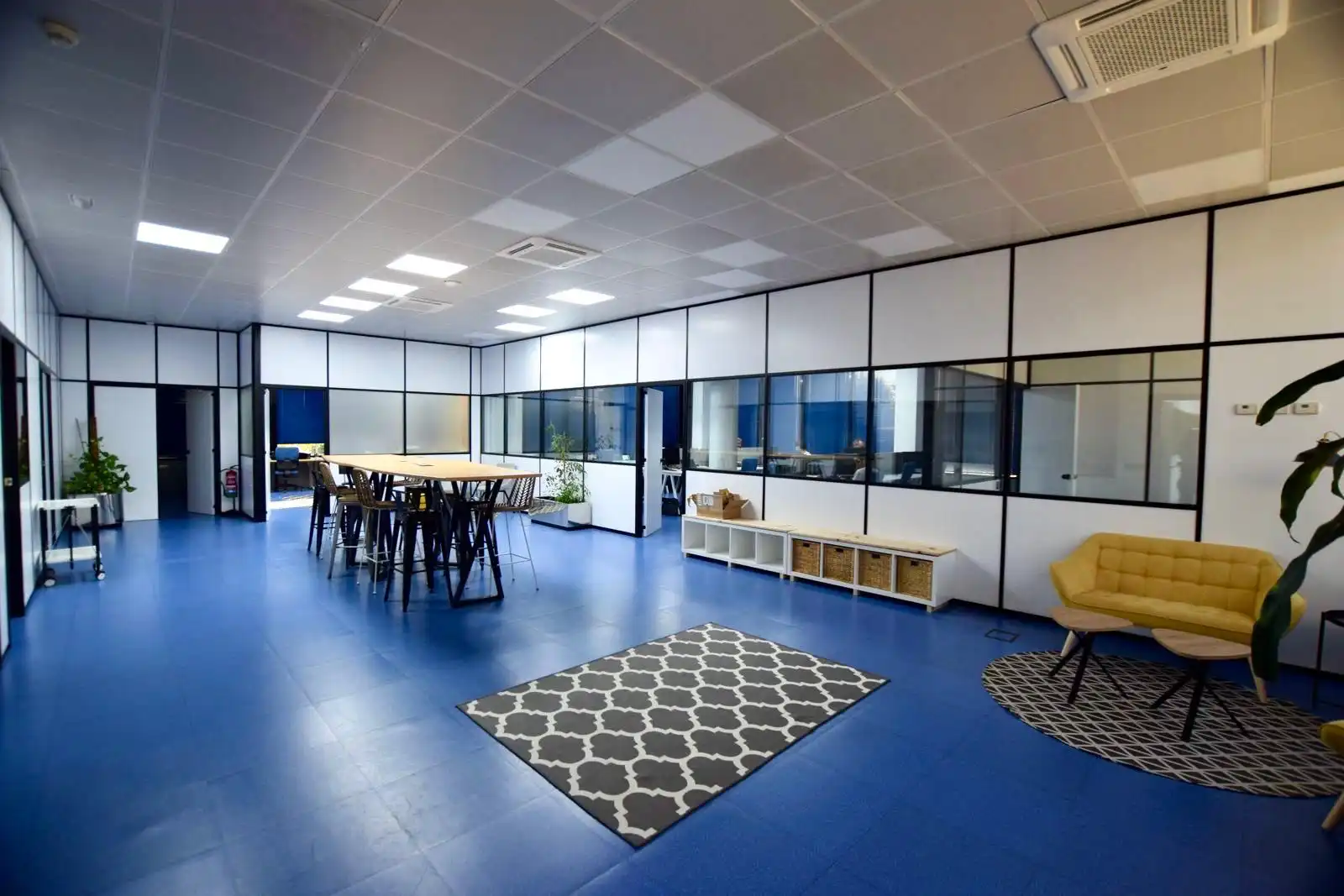 Ufficio con ascensore in affitto a Calle de Joaquín Turina 48, imagen 35