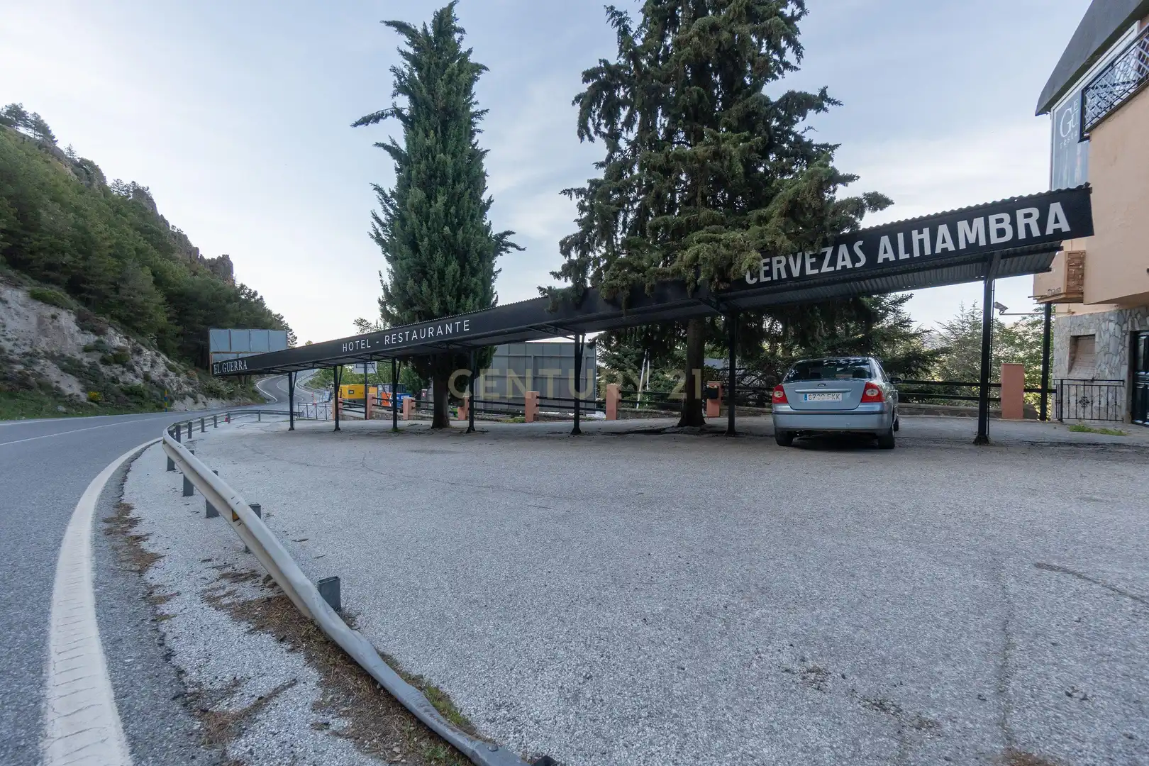 Parkplatz von Gebäude zum Verkauf in Sierra Nevada mit Gemeinschaftspool