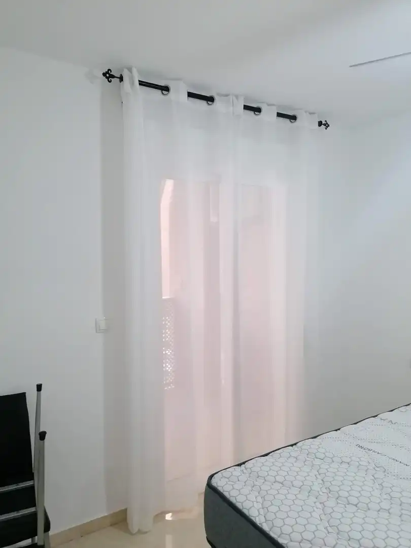 Dormitori de Apartament de lloguer en Málaga amb Aire condicionat, Calefacció i Terrassa