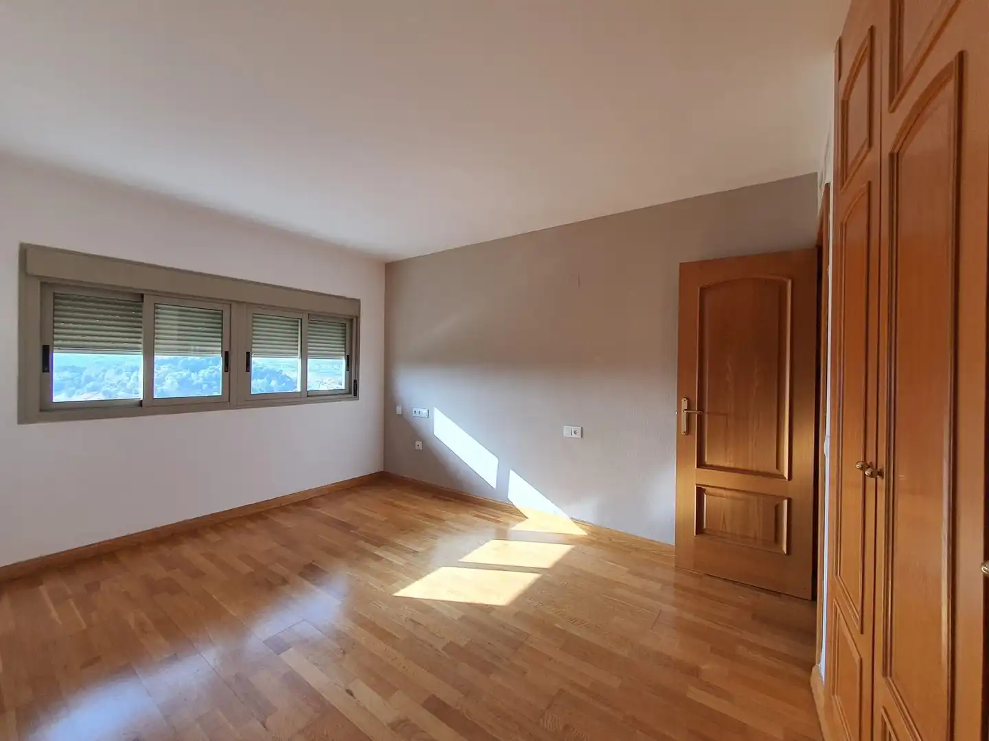 Dormitori de Pis de lloguer en Málaga amb Aire condicionat, Calefacció i Parquet