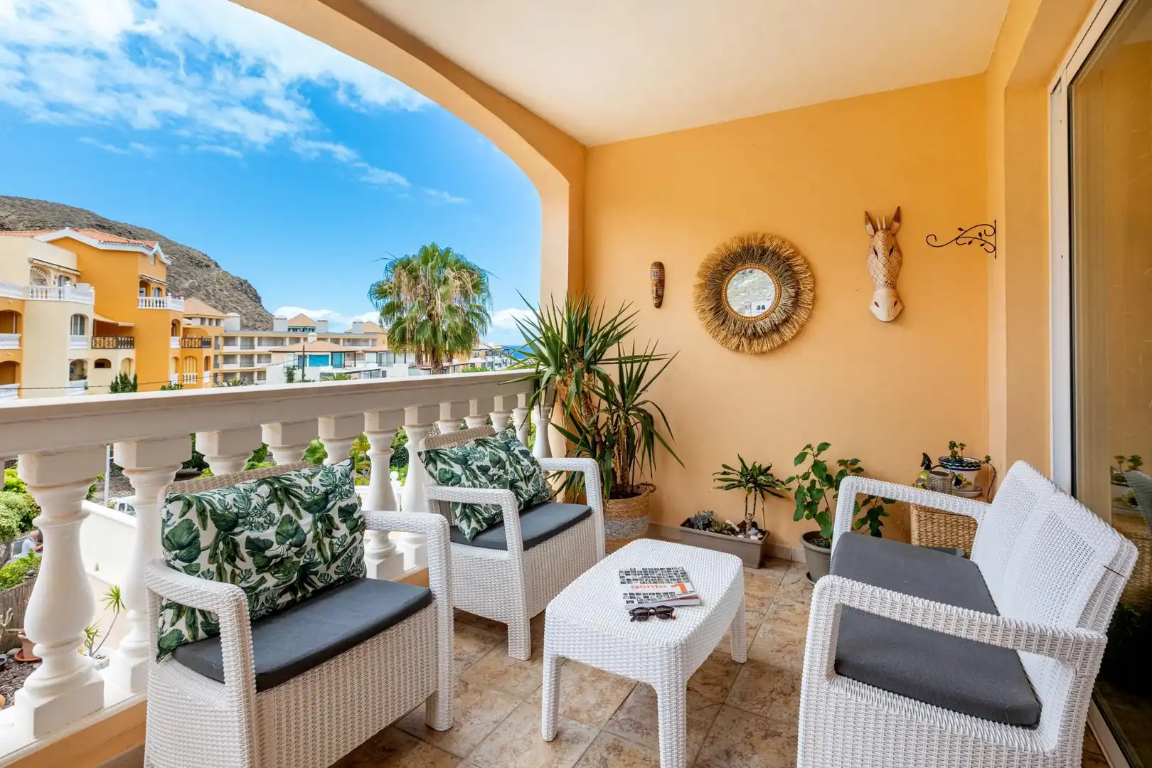 Apartment with pool for sale in Los Cristianos, imagen 4