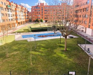 Swimming pool of Flat for sale in Valladolid Capital  with Heating, Private garden and Storage room