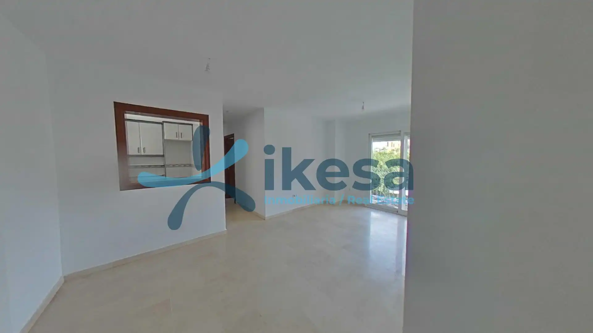 Piso con ascensor en venta en Estepona Pueblo, imagen 4