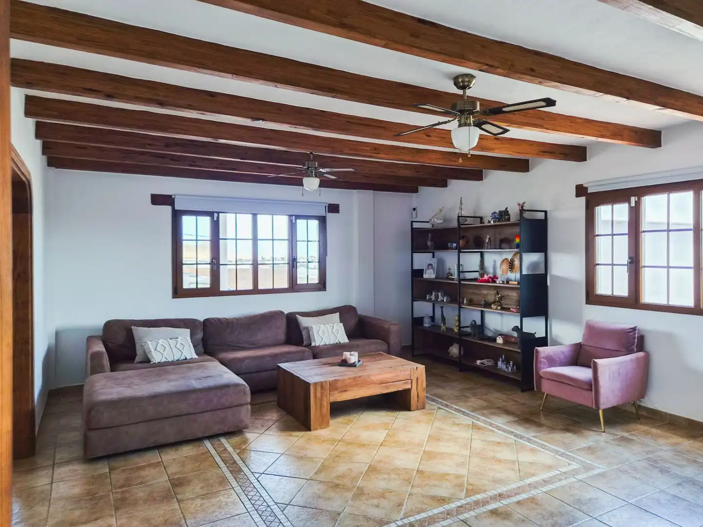 Living room of Houses for sale in La Oliva