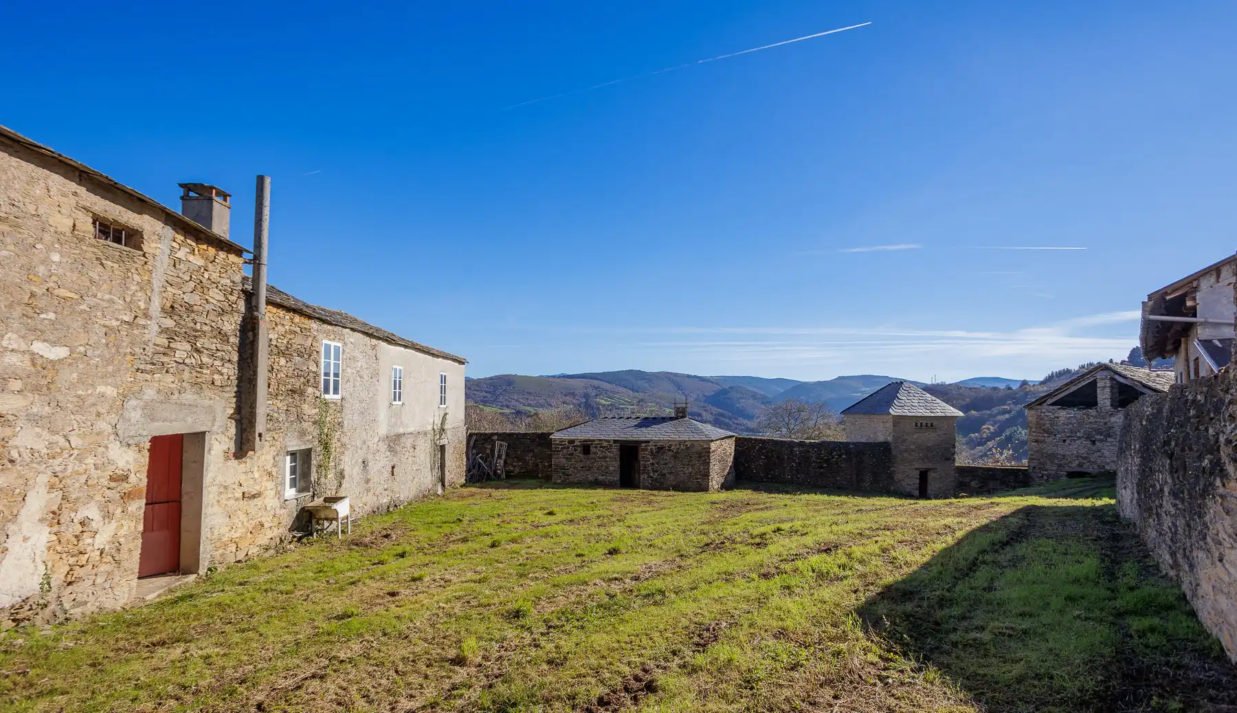 Vista exterior de Finca rústica en venda en Becerreá