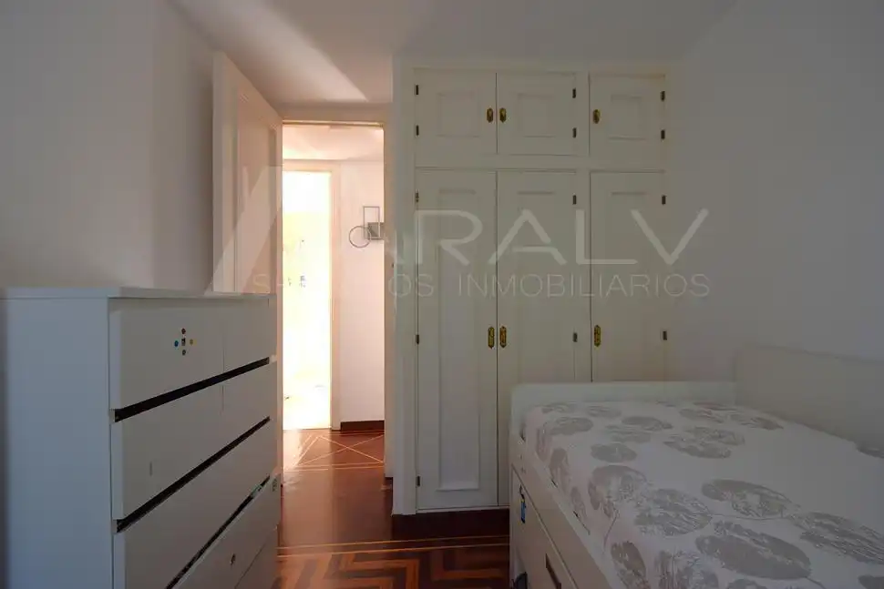 Einfamilien-Reihenhaus zur Miete in Madrid, Madrid