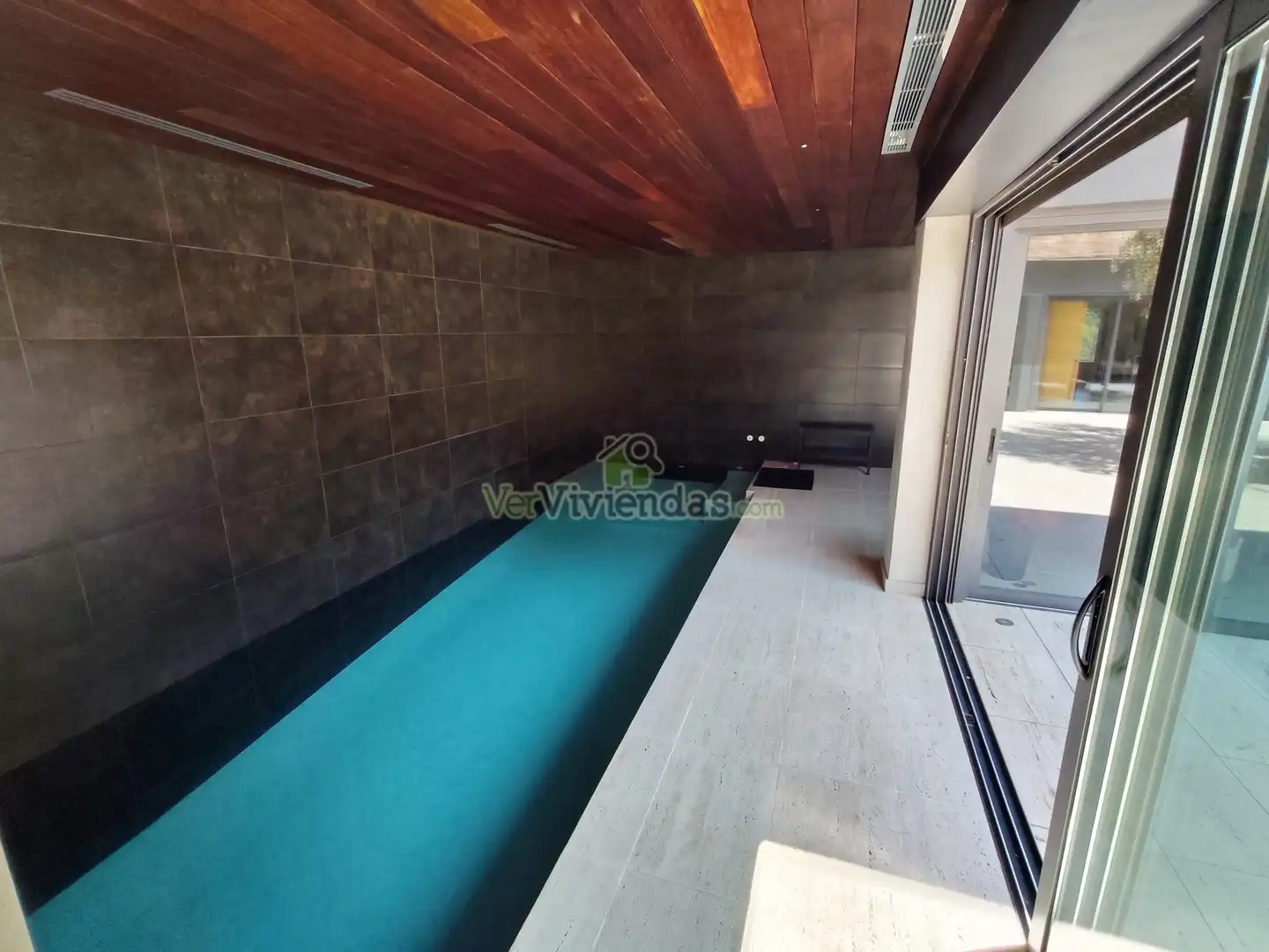 Piscina de Casa o xalet en venda en Sant Cugat del Vallès amb Aire condicionat, Calefacció i Jardí privat