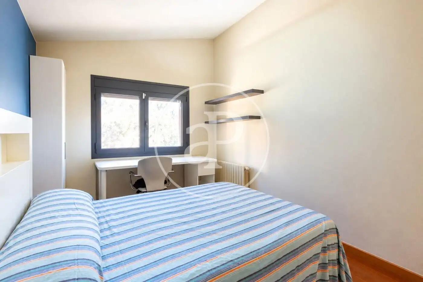 Dormitori de Casa o xalet en venda en Valldoreix