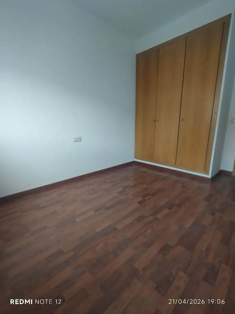 Dormitori de Casa adosada en venda en Villanueva del Ariscal amb Aire condicionat, Calefacció i Jardí privat