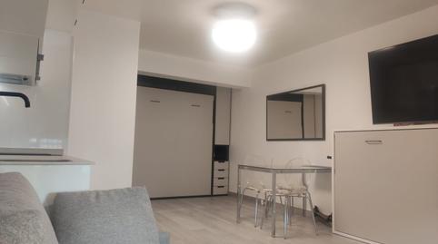 Foto 4 de Estudio de alquiler en La Carihuela - Los Nidos, Torremolinos