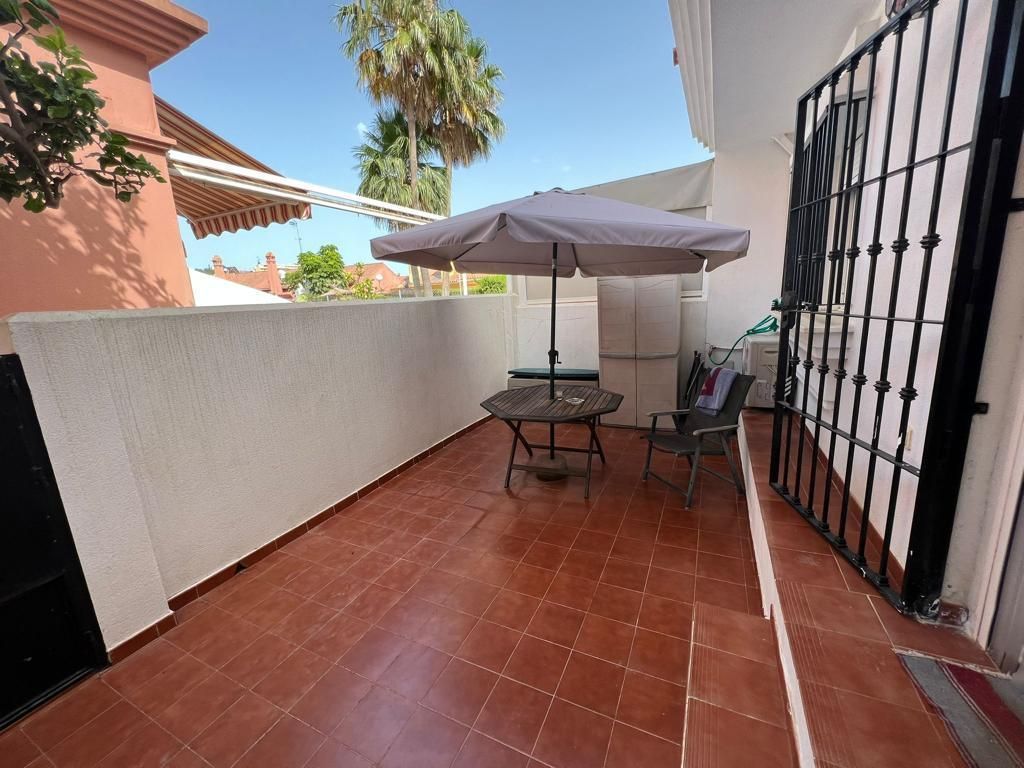 Terrace of House or chalet to rent in Fuengirola